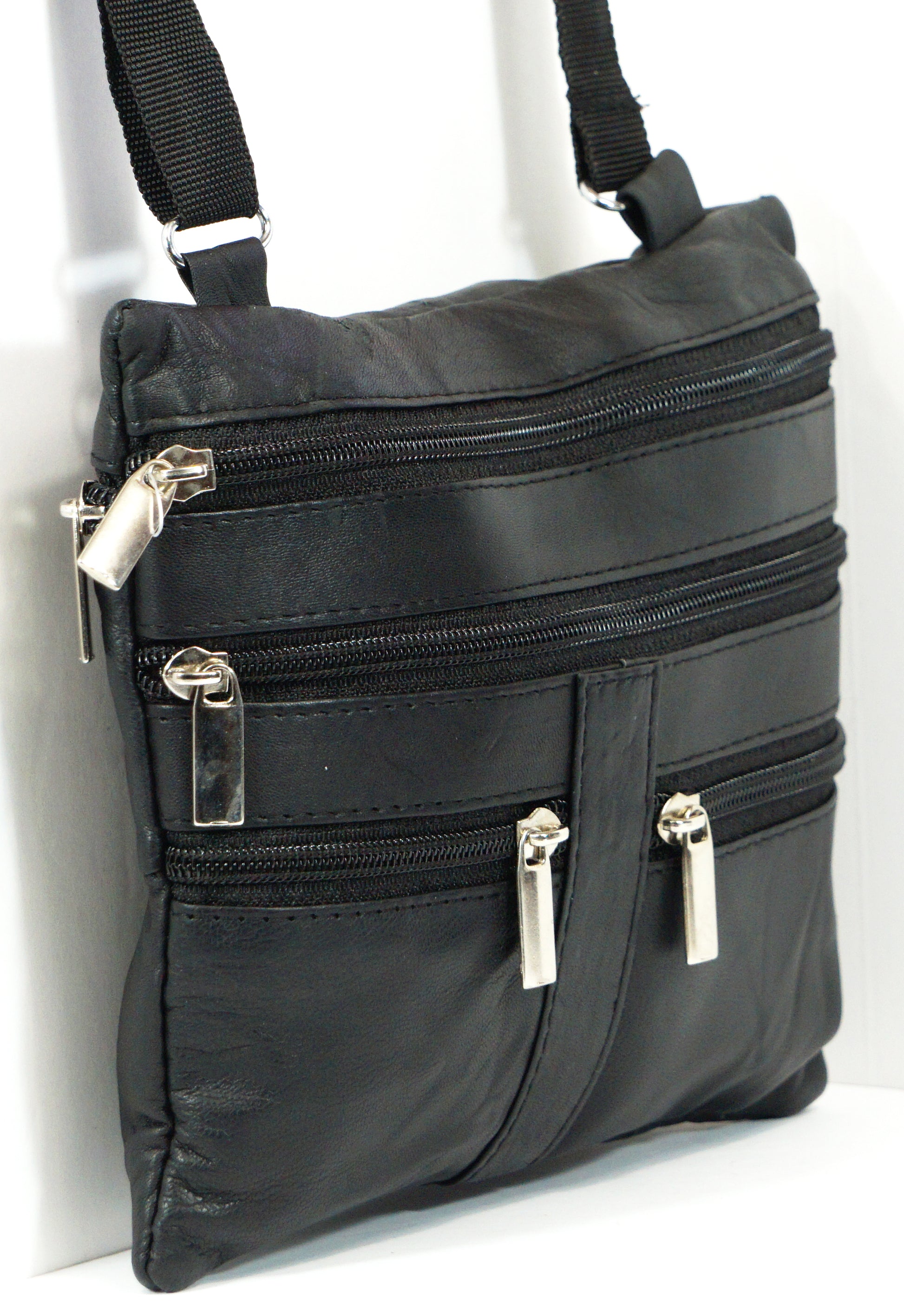 wholesale handbags, wholesale bags, buy bulk bags, crossbody bags, bags for women, handbag, wholesale bag, buying bulk bags, leather  wallet, mens wallet, wallet for women